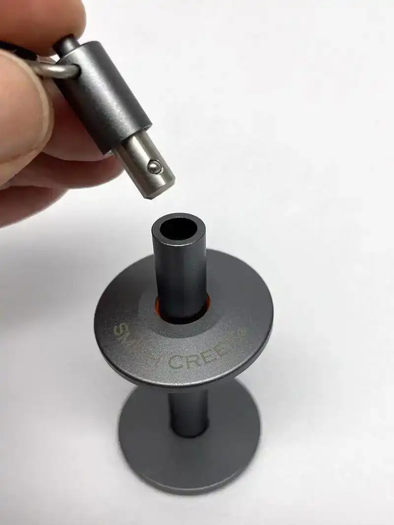 Tippet Holder Metallic Grey