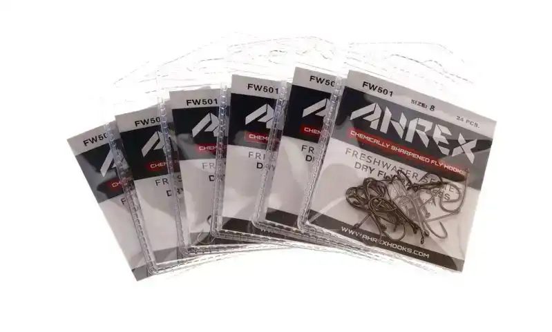 FW501 Dry Fly Traditional Barbless #10