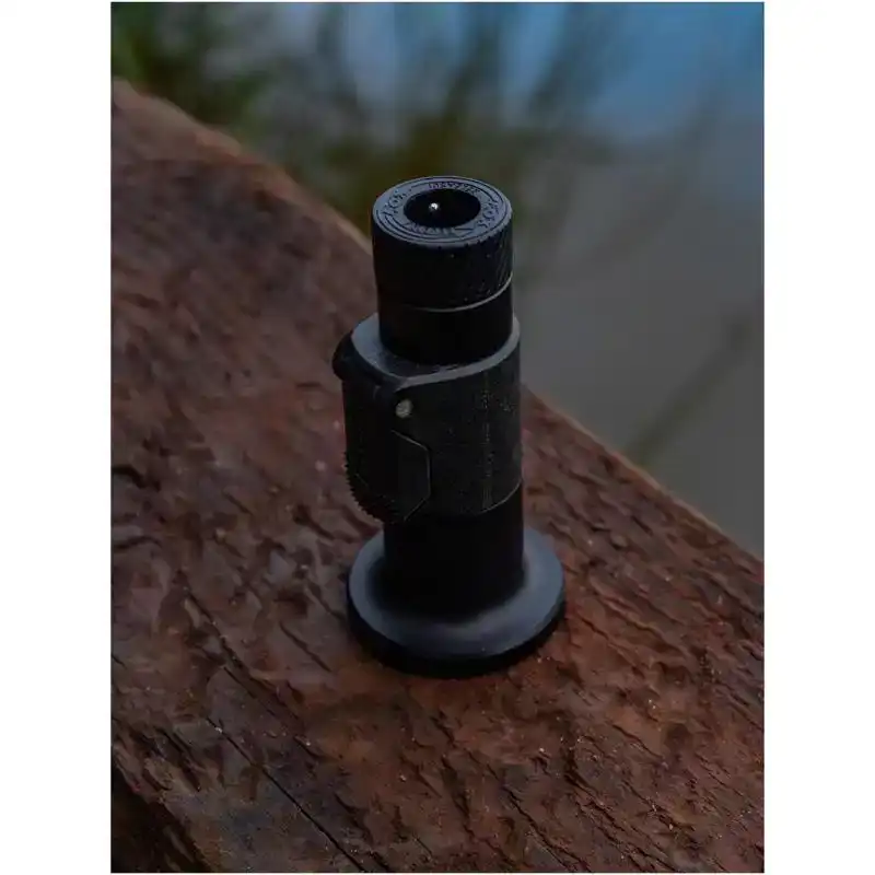 Black Label Stage Stand + QR Insert